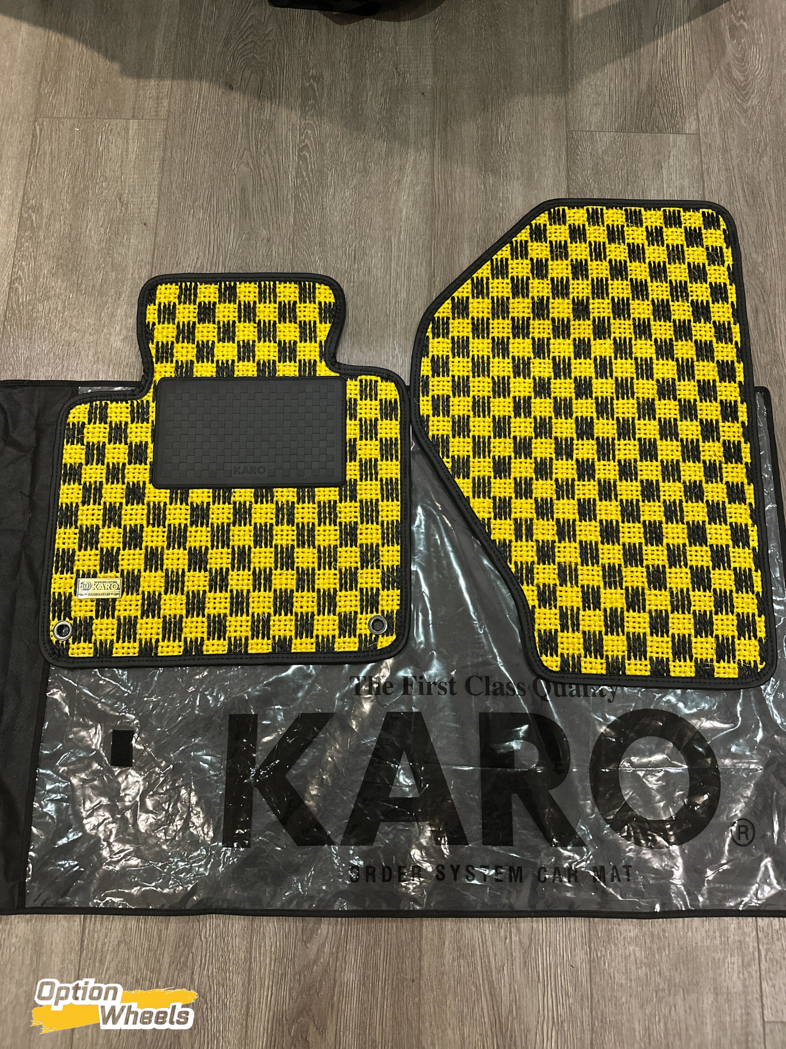 S2000 KARO Floor Mats LHD (Custom Made, Red/Yellow)