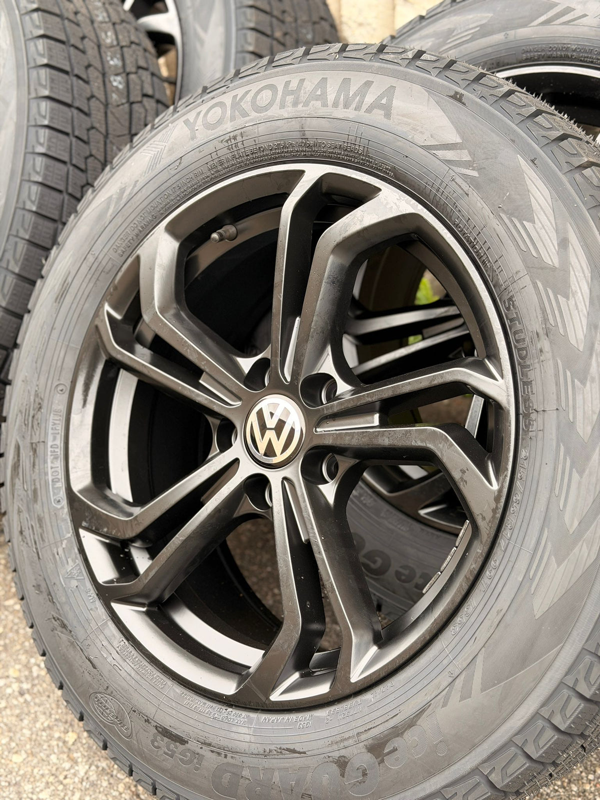 Volkswagen Tiguan / TAOS 17" Winter Package