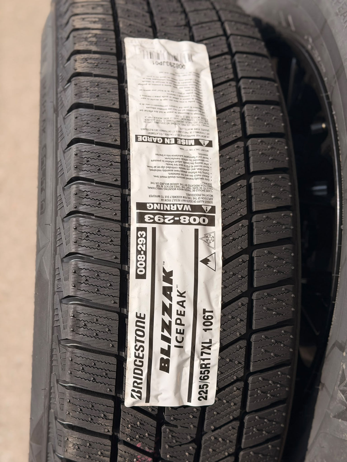 Honda CRV 17" Winter Tire & Wheel Package